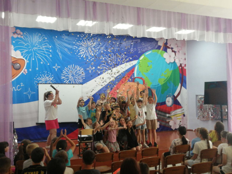 Время расставаний «До свидания, наш летний лагерь!».